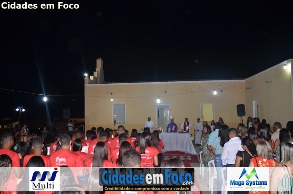 Comunidade prestigia crisma em Patos do Piauí - Foto: Cidades em Foco!