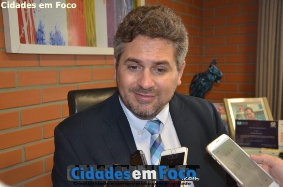 Deputado Pablo Santos assume segundo mandato!