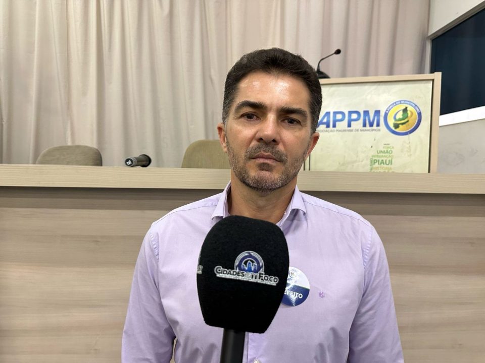 Prefeito de Floresta do Piauí, Claudionor Urbano (Foto: Cidades em Foco)